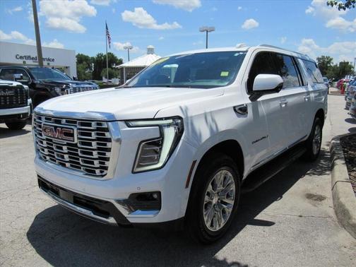 Summit White 2025 GMC Yukon XL Denali