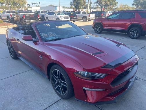 2021 Ford Mustang EcoBoost