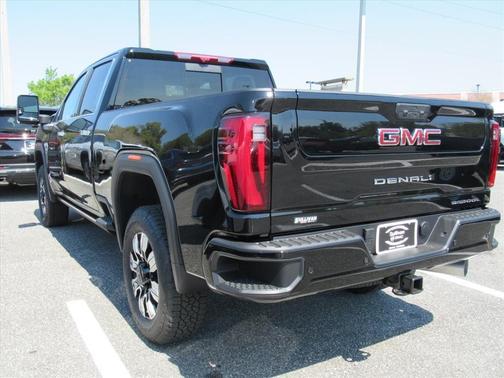 Onyx Black 2026 GMC Sierra 2500 Denali