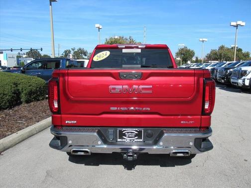 2024 GMC Sierra 1500 SLT