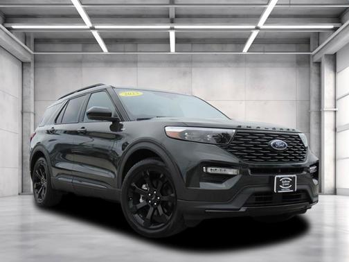 2023 Ford Explorer ST-Line
