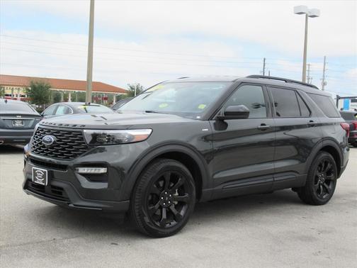2023 Ford Explorer ST-Line