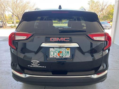 Ebony Twilight Metallic 2023 GMC Terrain SLT