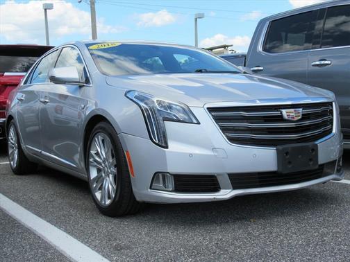 Radiant Silver Metallic 2018 Cadillac XTS Luxury