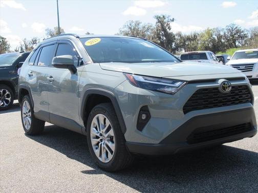 2023 Toyota RAV4 XLE Premium