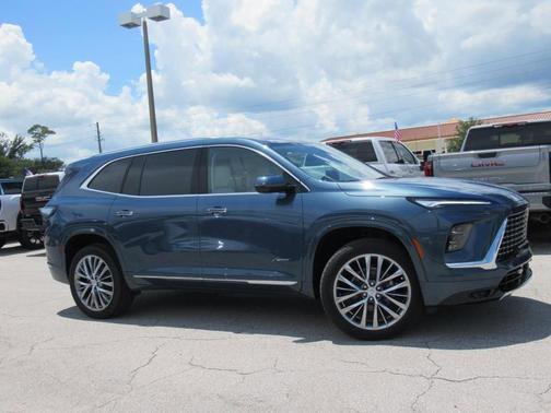 2025 Buick Enclave Avenir