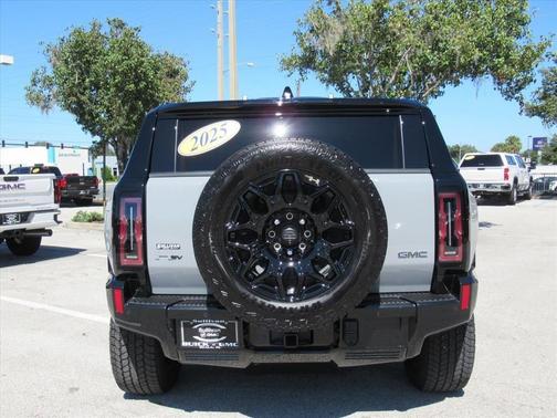 2025 GMC HUMMER EV SUV 2X
