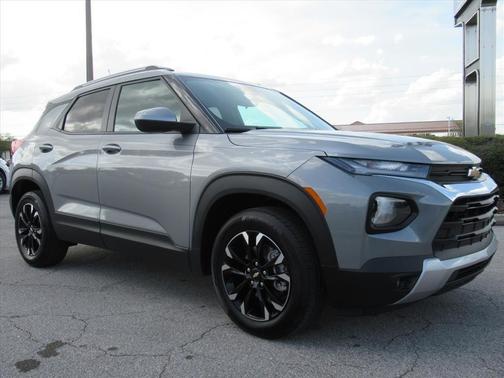 Sterling Gray Metallic 2023 Chevrolet Trailblazer LT