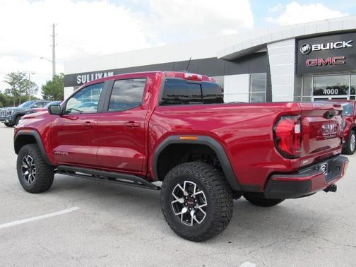2025 GMC Canyon AT4