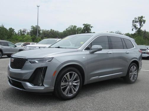 2025 Cadillac XT6 Premium Luxury FWD