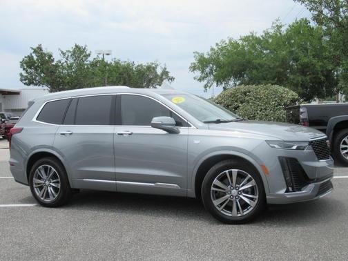 2025 Cadillac XT6 Premium Luxury FWD
