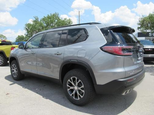 2025 GMC Acadia AT4