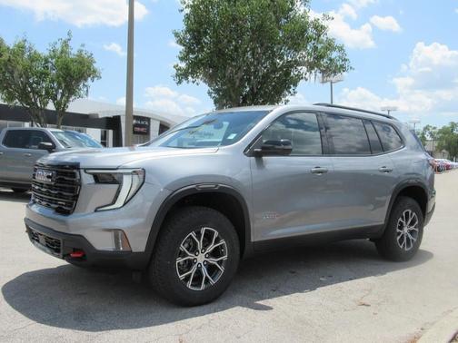 2025 GMC Acadia AT4