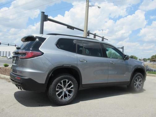 2025 GMC Acadia AT4