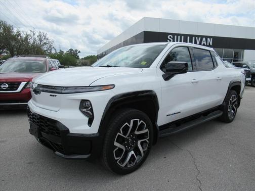 Summit White 2024 Chevrolet Silverado EV RST