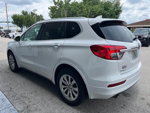 Summit White 2017 Buick Envision Essence