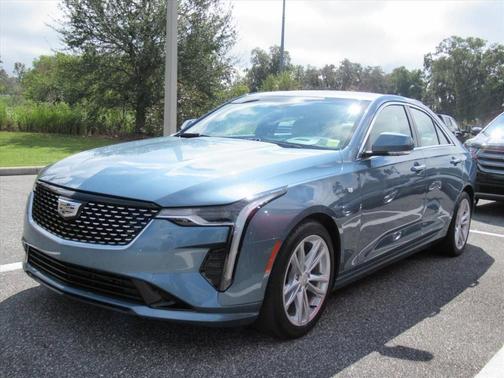 2023 Cadillac CT4 Luxury