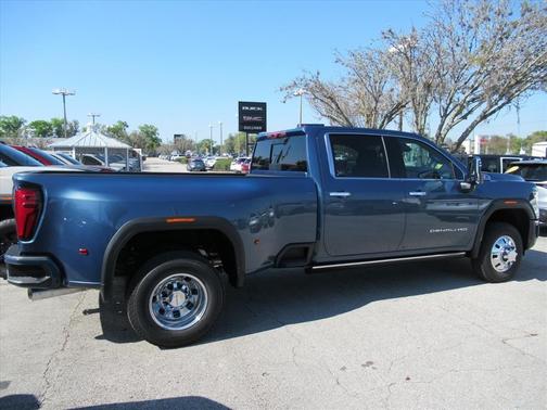 2026 GMC Sierra 3500 Denali
