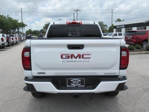 2025 GMC Canyon Elevation