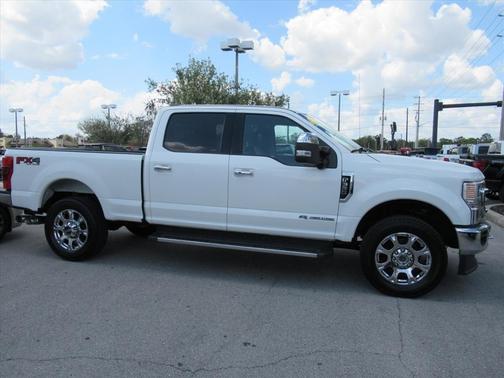 White 2021 Ford F-350 Lariat Super Duty