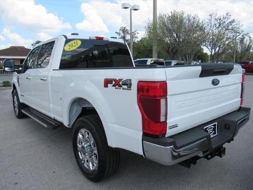 White 2021 Ford F-350 Lariat Super Duty