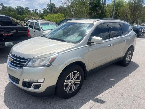 2017 Chevrolet Traverse 2LT