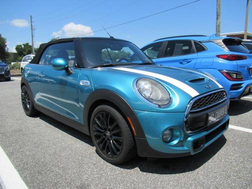 Aqua 2017 MINI Convertible Cooper S