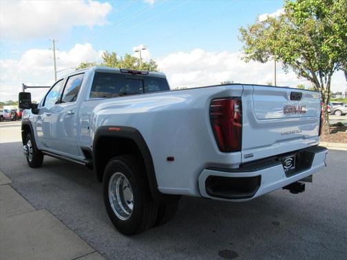 2026 GMC Sierra 3500 Denali
