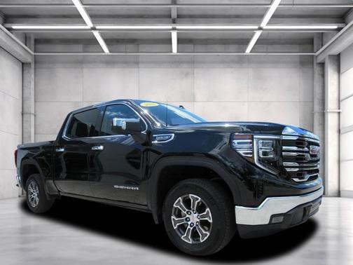 Onyx Black 2026 GMC Sierra 1500 SLT