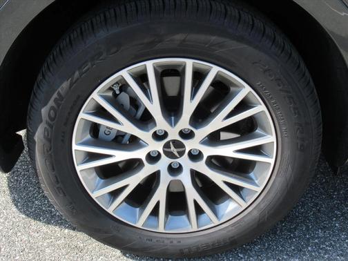 2025 Genesis GV80 2.5T