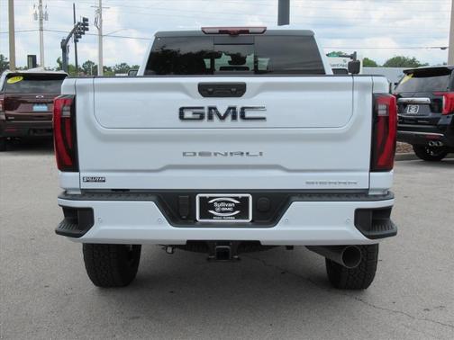 Glacier White 2026 GMC Sierra 2500 Denali Ultimate