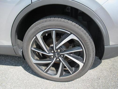 Radiance Metallic 2023 Lincoln Corsair Reserve
