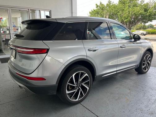 Radiance Metallic 2023 Lincoln Corsair Reserve