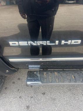 2015 GMC Sierra 2500 Denali