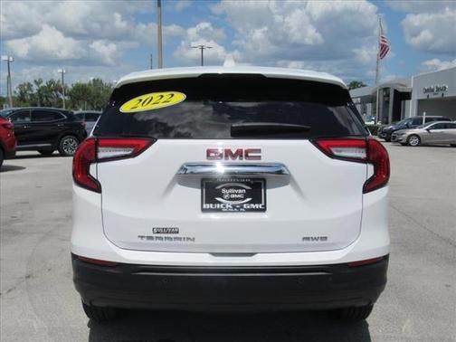 2022 GMC Terrain SLE