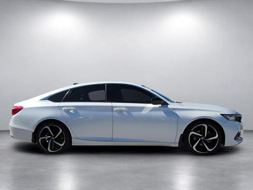 Platinum White Pearl 2022 Honda Accord Sport 1.5T