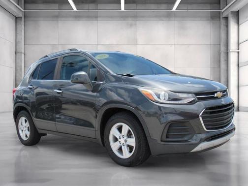 Gray Metallic 2018 Chevrolet Trax LT