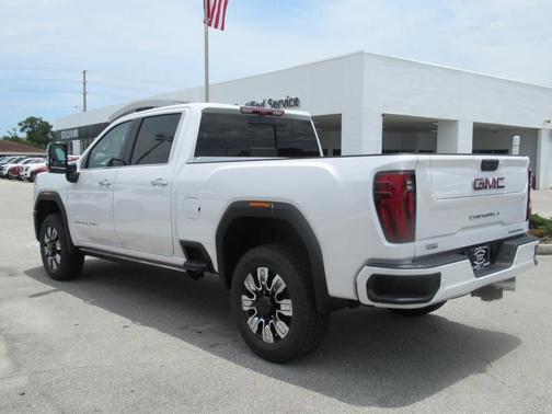 2025 GMC Sierra 2500 Denali