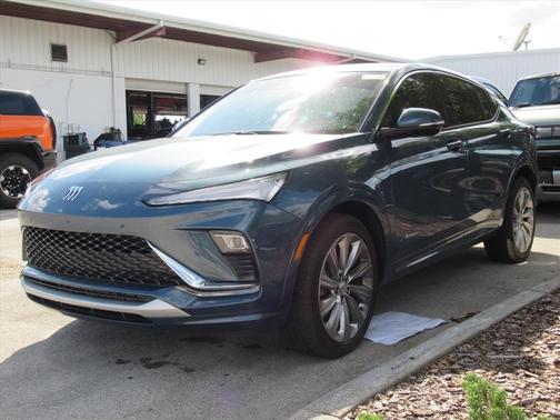 Ocean Blue Metallic 2024 Buick Envista Avenir