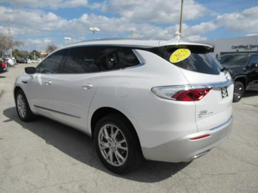 2023 Buick Enclave Premium