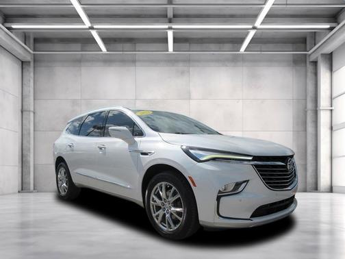 2023 Buick Enclave Premium