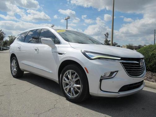 2023 Buick Enclave Premium