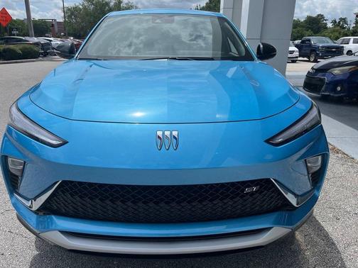 Aquamarine Blue Metallic 2025 Buick Envista Sport Touring