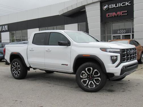 2026 GMC Canyon AT4