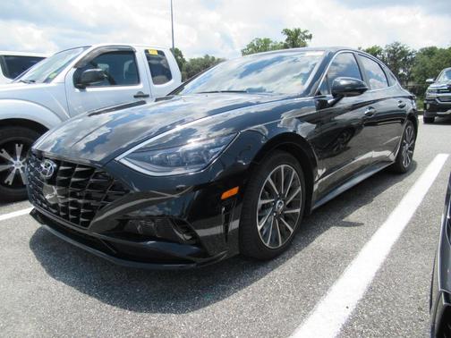 Phantom Black 2022 Hyundai SONATA Limited