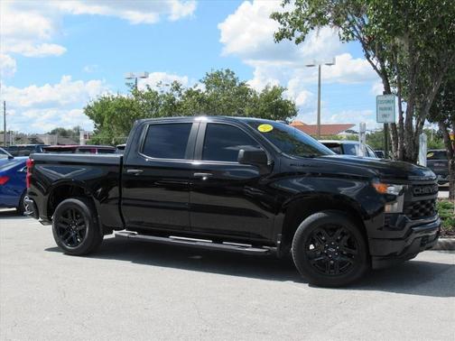 2022 Chevrolet Silverado 1500 Custom