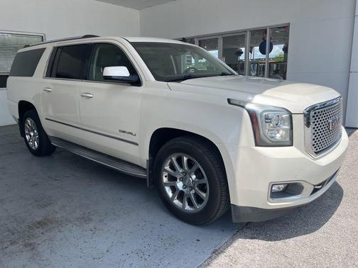 White Diamond Tri-Coat 2015 GMC Yukon XL 1500 Denali