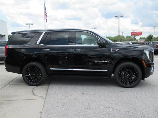 Onyx Black 2026 GMC Yukon Elevation