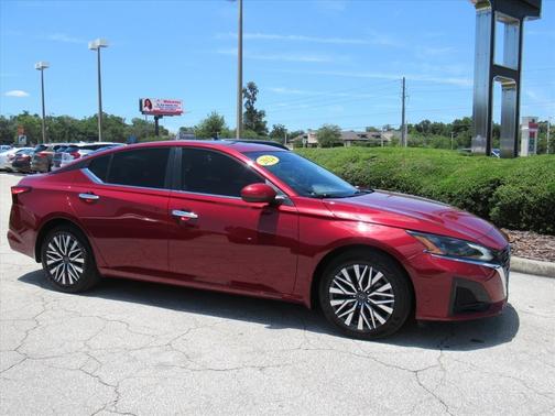 Scarlet Ember 2024 Nissan Altima 2.5 SV