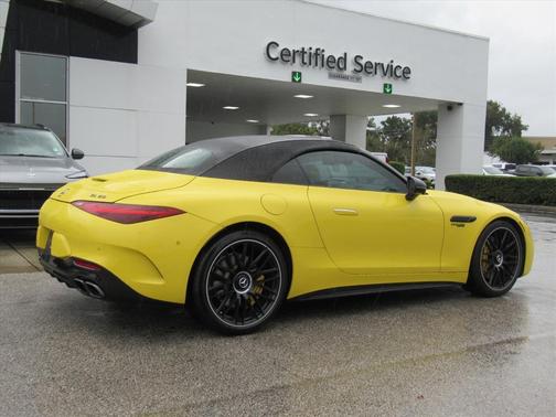 2022 Mercedes-Benz AMG SL 63 Base